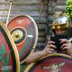 Römer mit Smartphone (Dreharbeiten für finnisches Fernsehen)